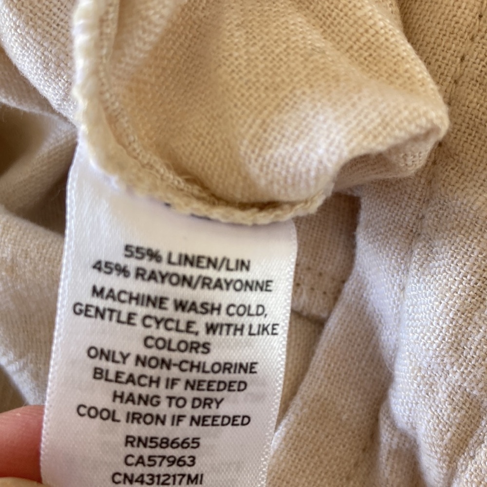 Nordstrom Caslon Large sand color linen shorts - Picture 6 of 7